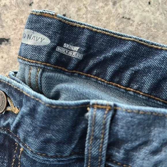 Old Navy Men’s skinny built in flex jeans 36x30 - Picture 2 of 5